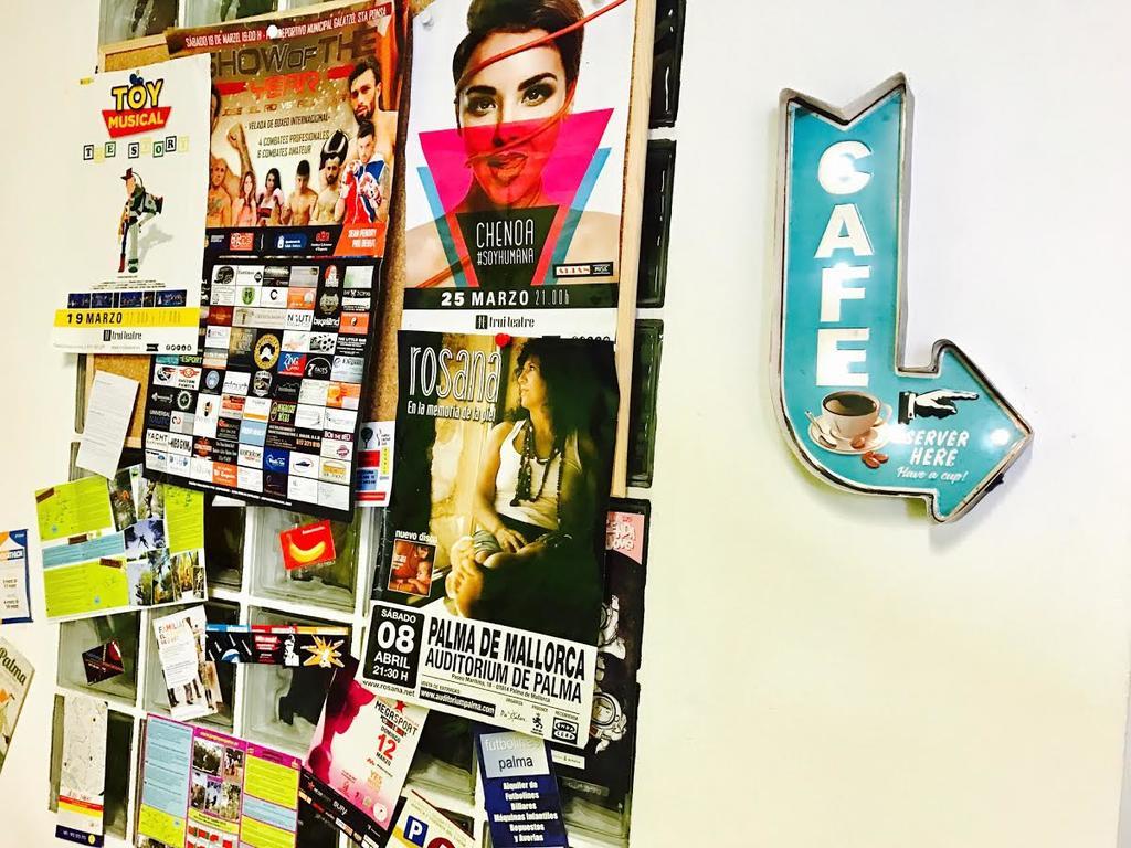 Albergue Juvenil New Age Hostelパルマ・デ・マリョルカ エクステリア 写真