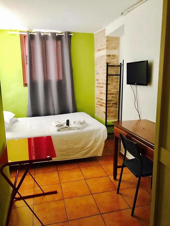Albergue Juvenil New Age Hostelパルマ・デ・マリョルカ エクステリア 写真
